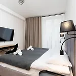 Revesen Premium * קרקוב
