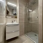 Revesen Premium דירה *
